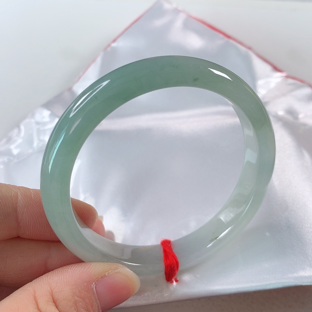 翡翠手镯未镶嵌⑨⑦