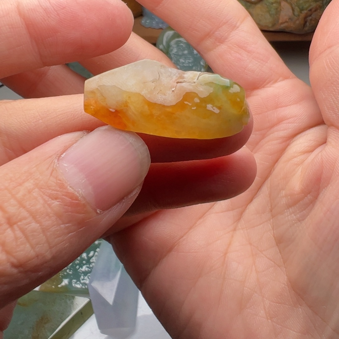 未镶嵌定制翡翠不包工