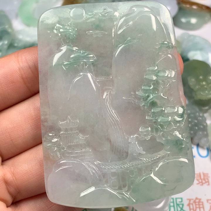 翡翠未镶嵌颈饰翡翠