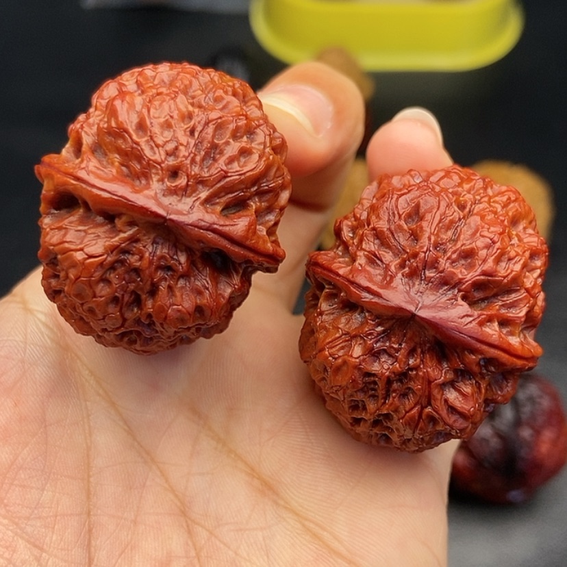 【闪购商品】把件文玩核桃39尺铁绣球