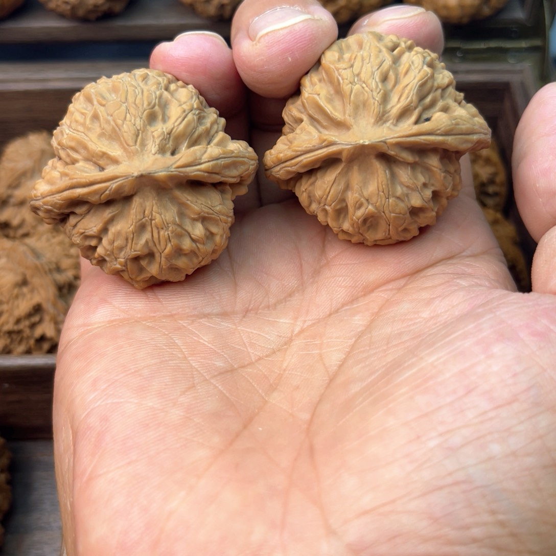 桃核把件玉玺宫灯全品无修