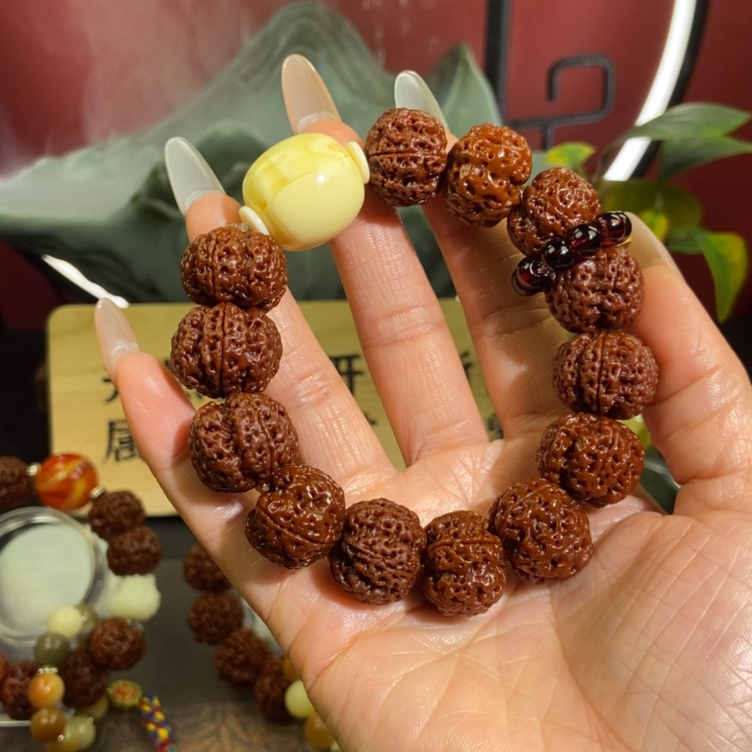 金刚菩提手串518。              