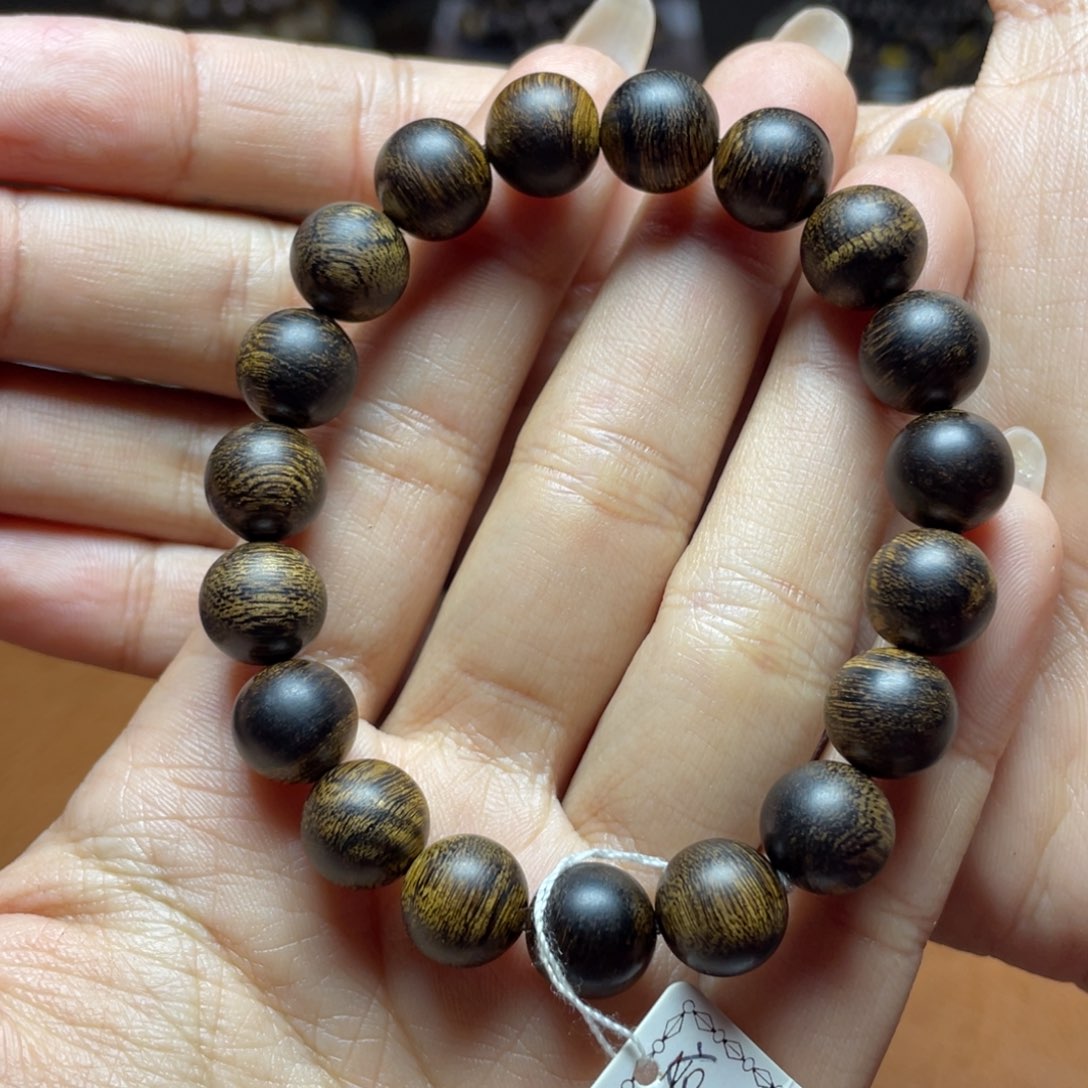 沉香手串大*越南芽庄红土白奇楠1.0虎皮留疤圆珠沉水