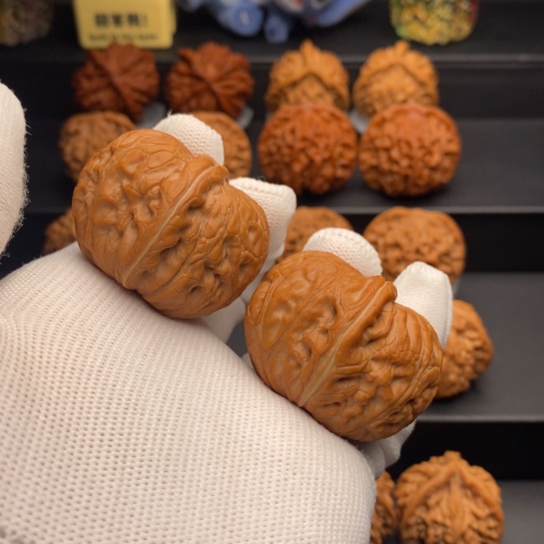 西****文玩核桃把件42平谷元宝