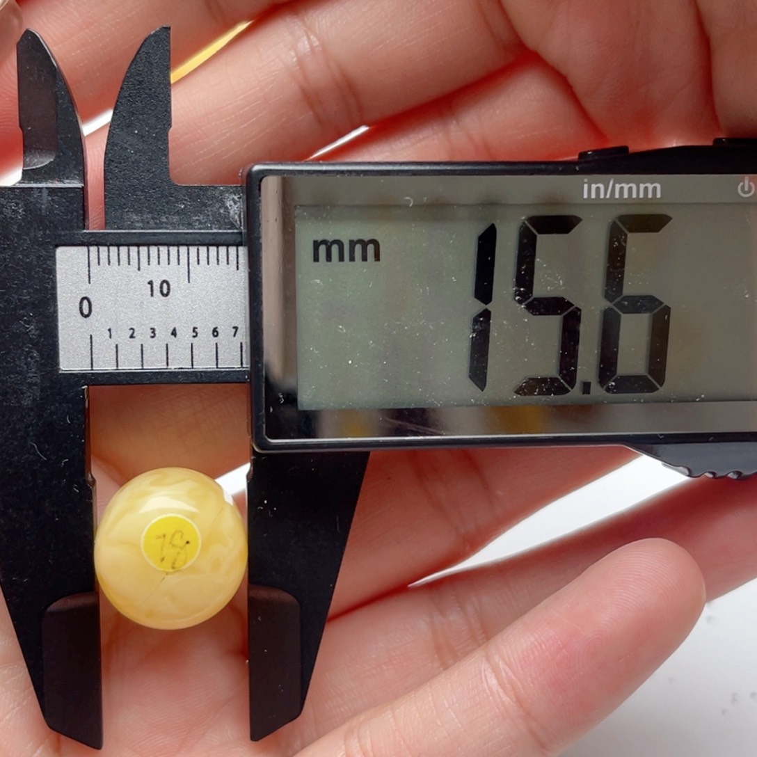 蜜蜡裸石未镶嵌蜜蜡墩子梦微瑕