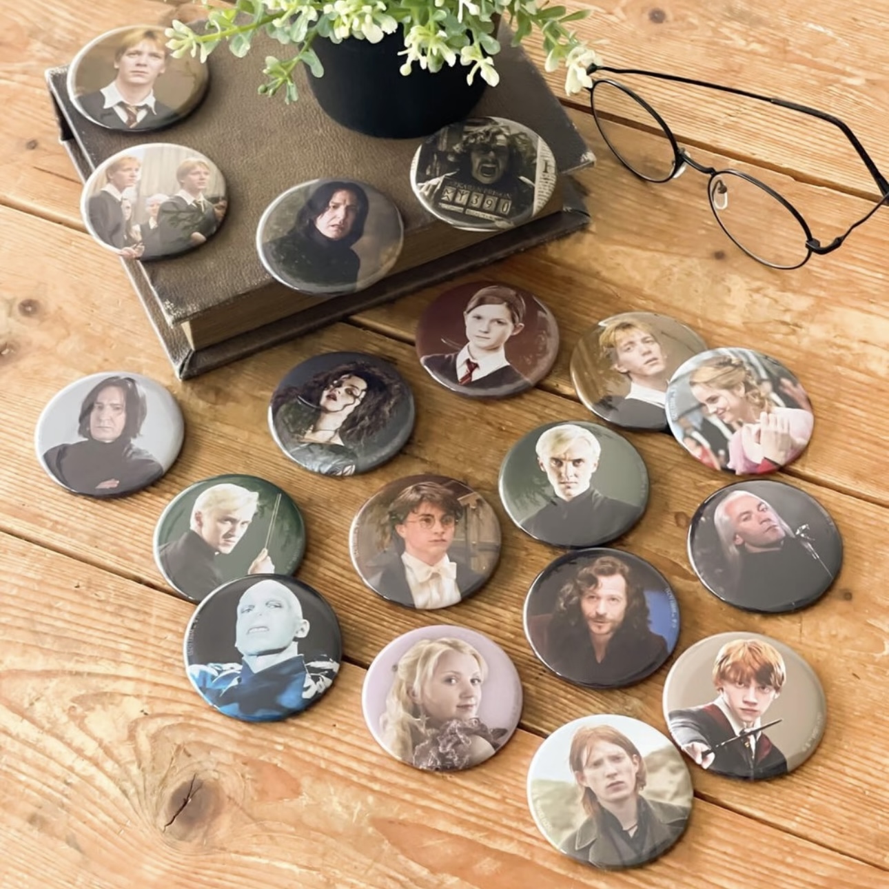 哈利波特大阪场贩吧唧 闪卡 拍立得 马尔福个人池拍立得吧唧代拆