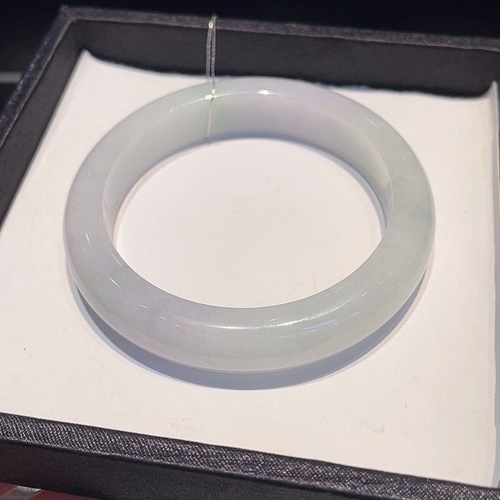 翡翠未镶嵌手镯翡翠手镯