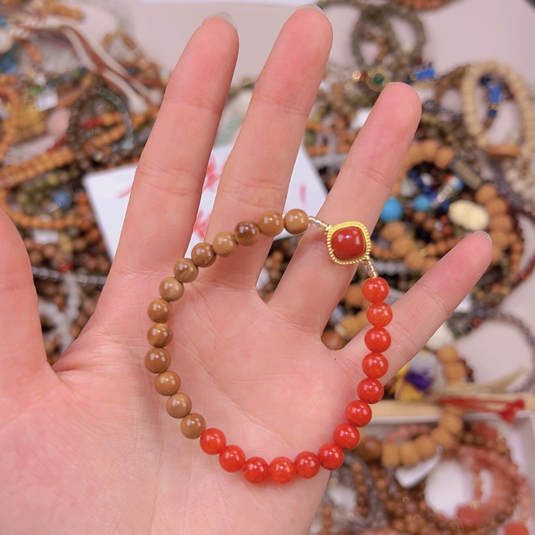 白玉菩提吊坠菩提