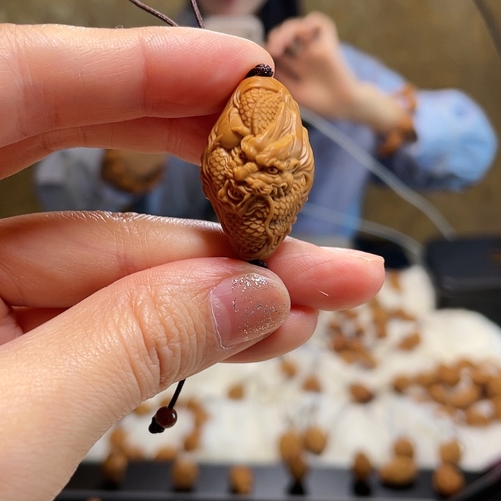 橄榄核吊坠橄榄核
