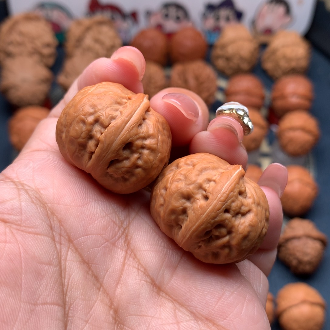 文玩核桃把件玉石方尊