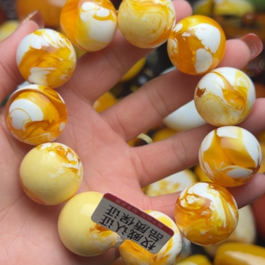 琥珀手串未镶嵌蜜蜡
