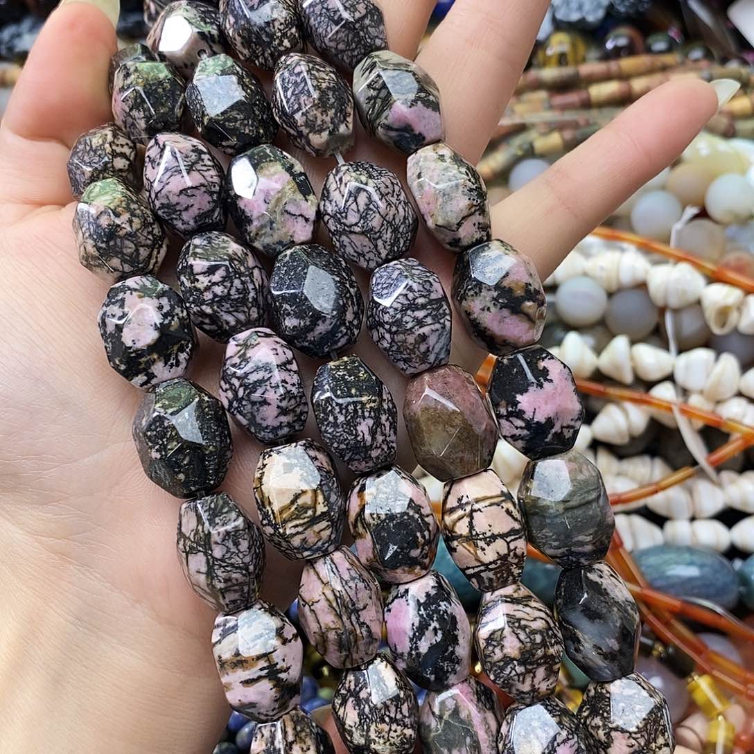 玛瑙/玉髓未镶嵌珠宝半成品黑线蔷薇一条