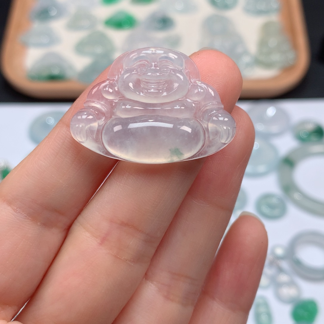 翡翠颈饰未镶嵌冰种飘花大佛公