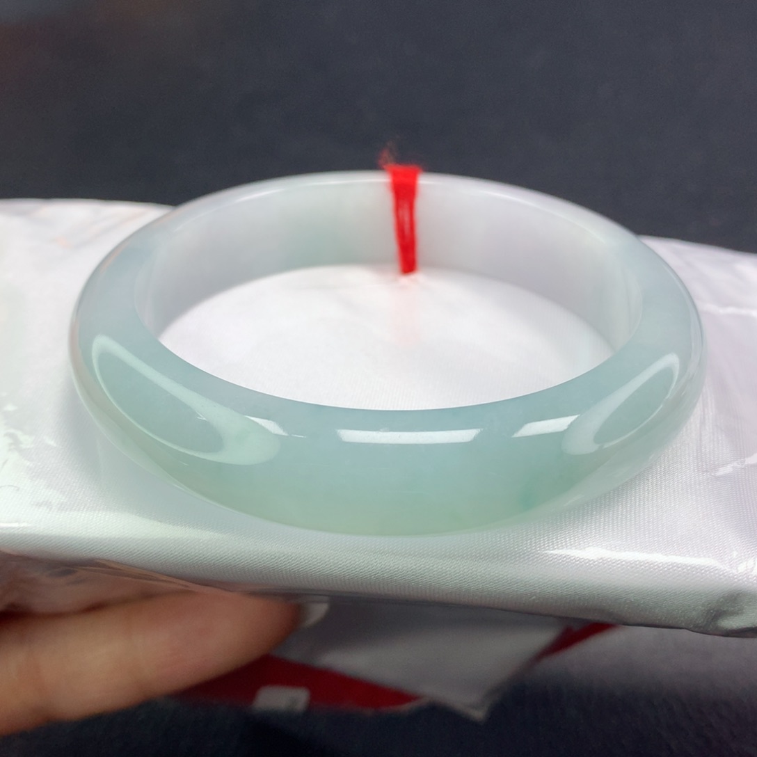 翡翠手镯未镶嵌(31号）