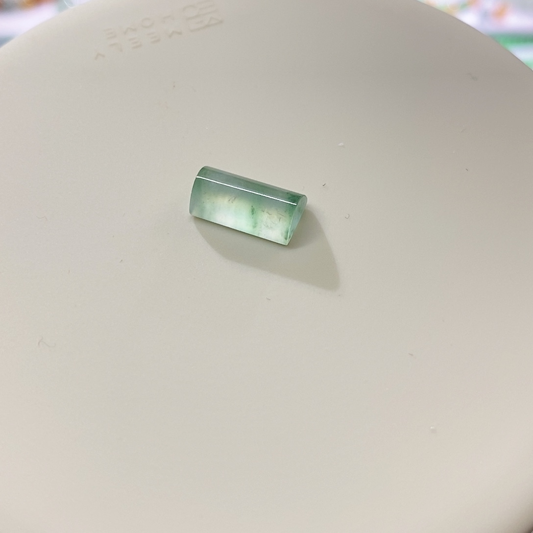 翡翠裸石高冰无事柱