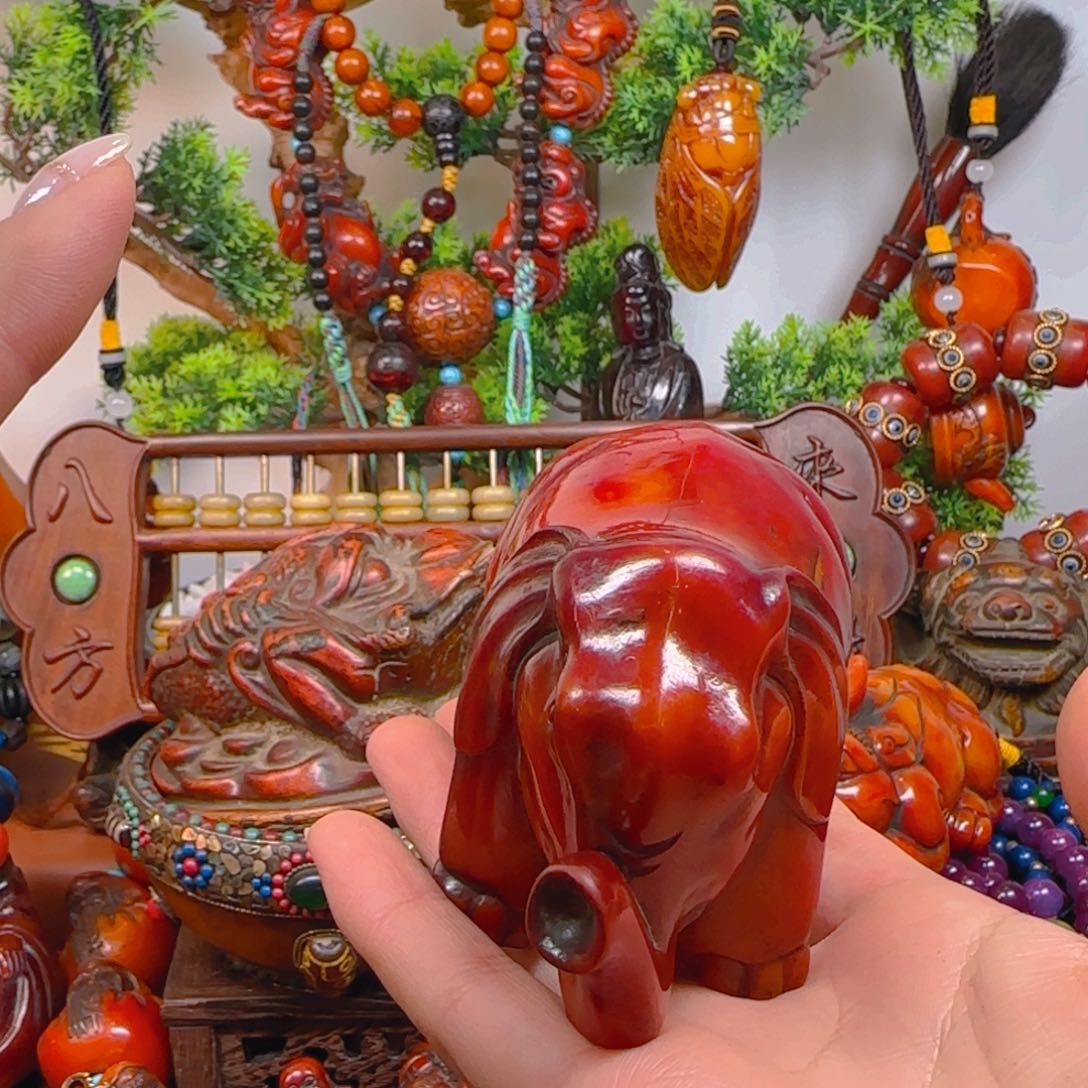 琥珀裸石未镶嵌手把