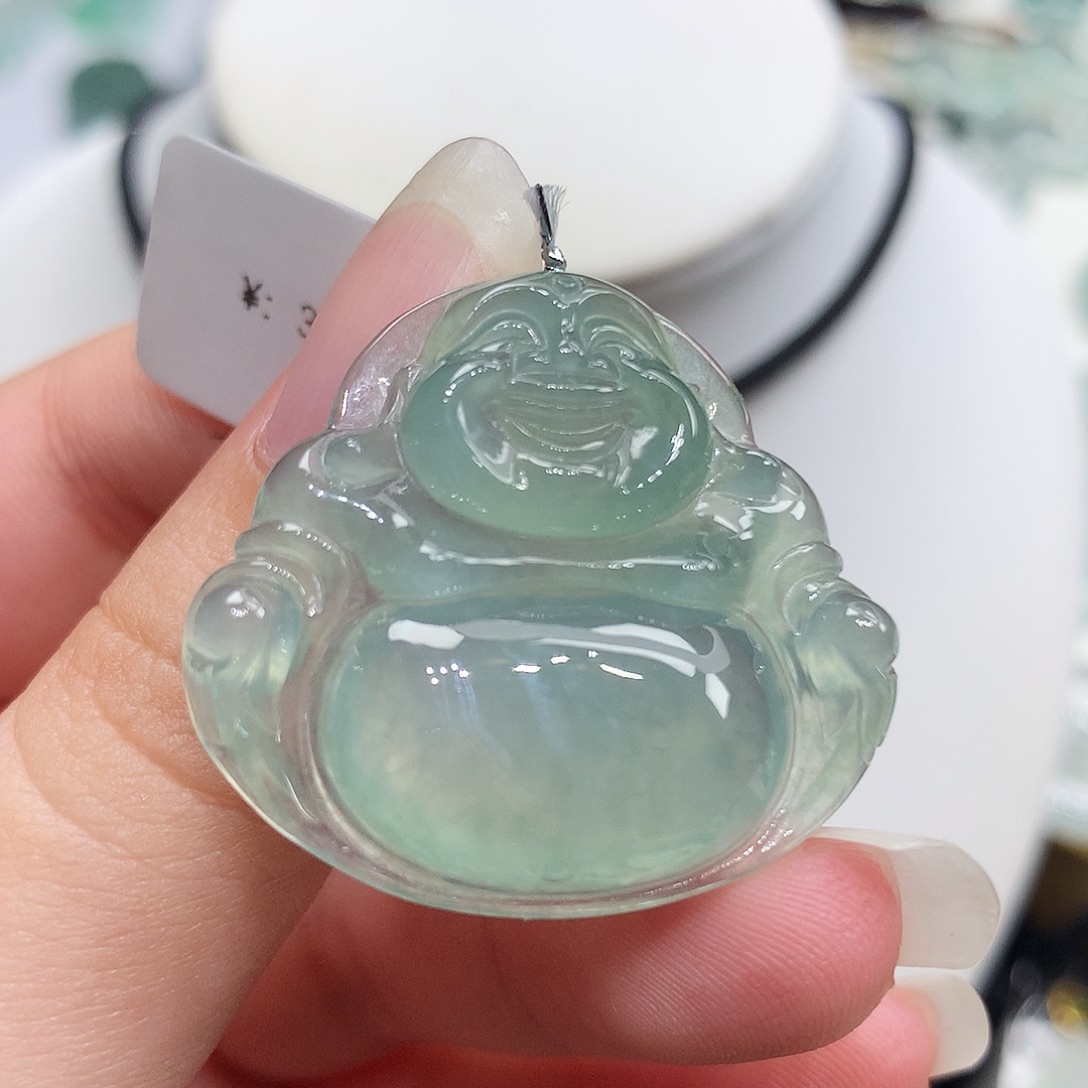 翡翠未镶嵌胸饰翡翠33，29.5/32.1/6.2