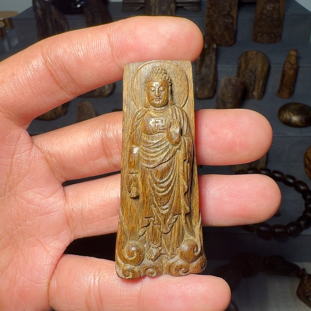 沉香沉香碎屑当**我越南顺化沉水阿弥陀佛12.2克