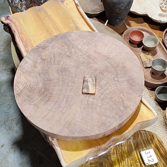 小***。老红木的圆形菜板