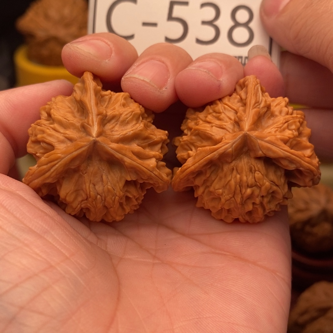 文玩核桃把件正奔37