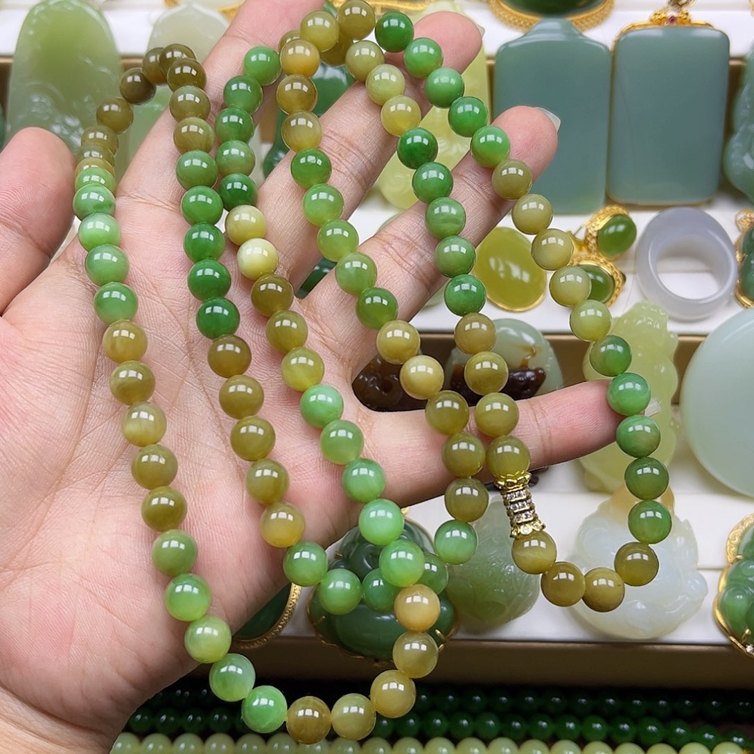 项链未镶嵌和田玉