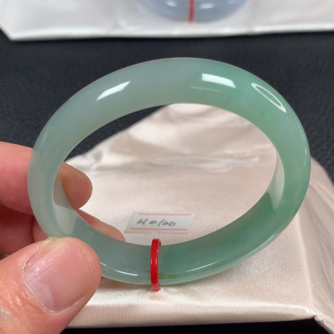 翡翠未镶嵌手镯天然翡翠手镯