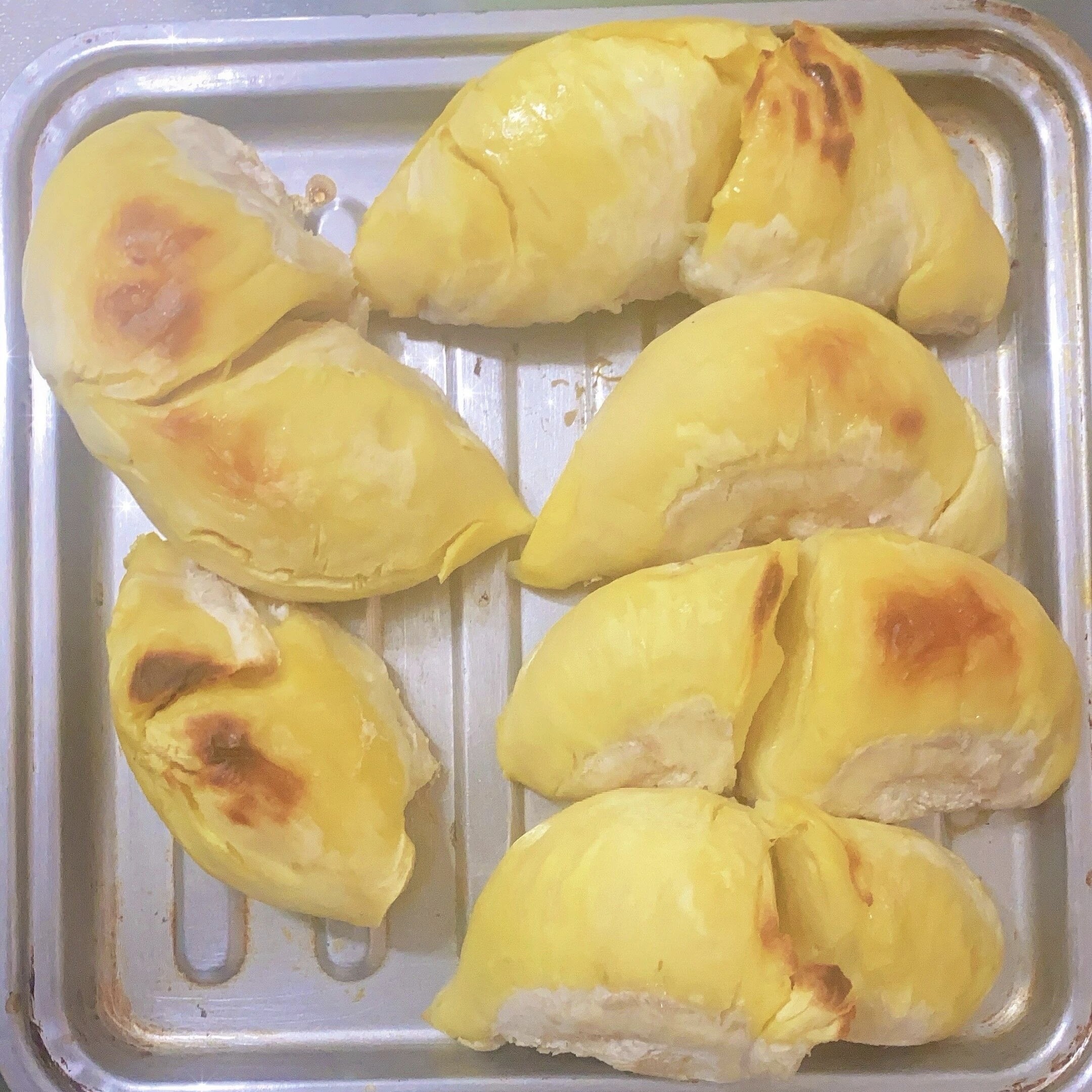 果切烤榴莲肉35元/份（约300克）