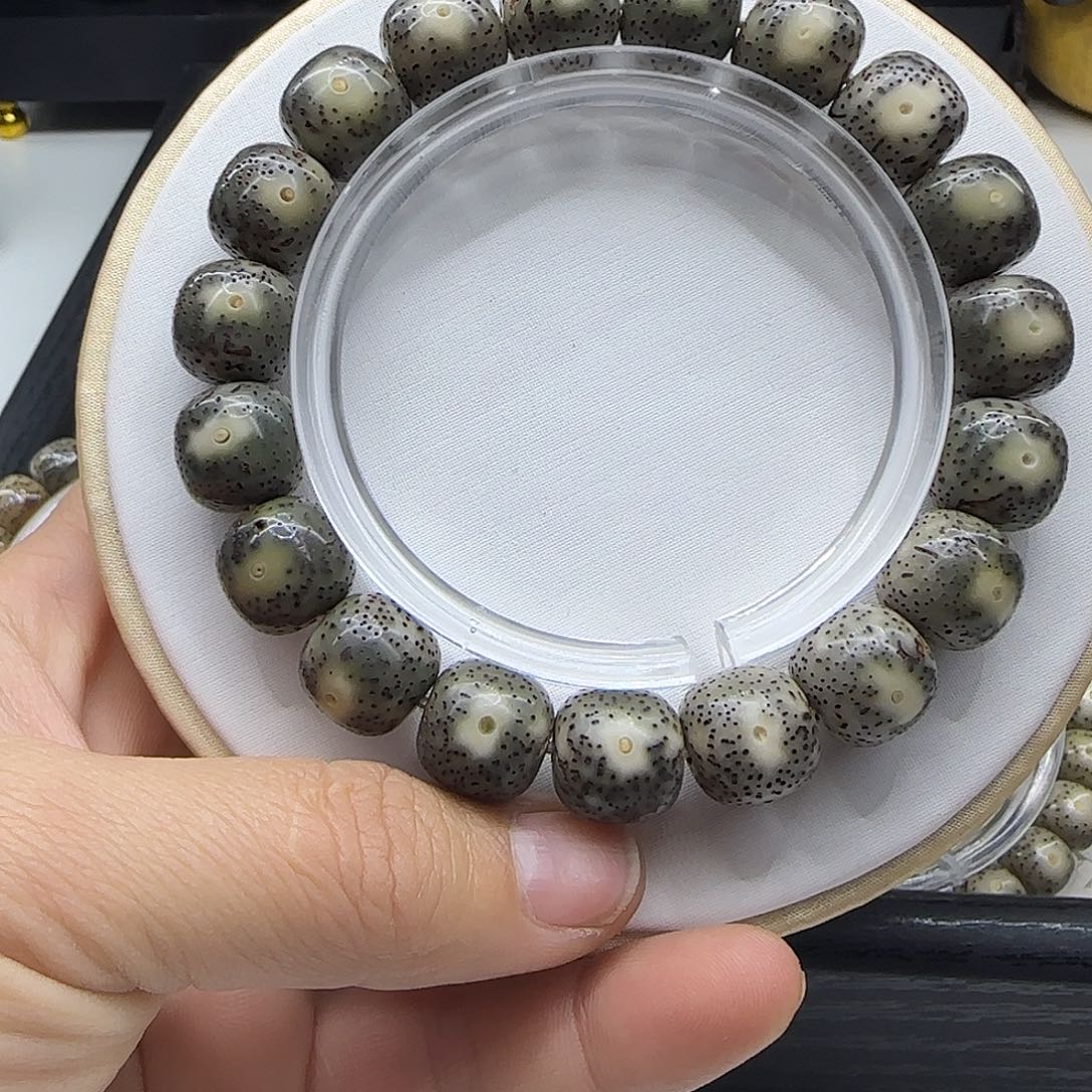 吊坠星月菩提星月菩提绿包白大眼睛13a9