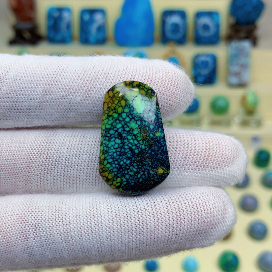 绿松石绿松石未镶嵌