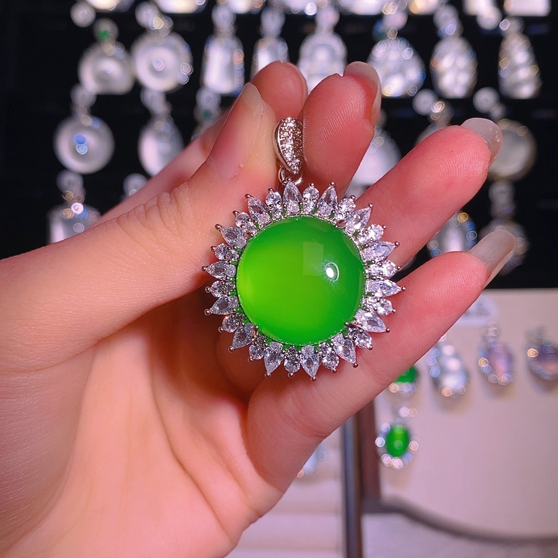 锆石铜合金白富美