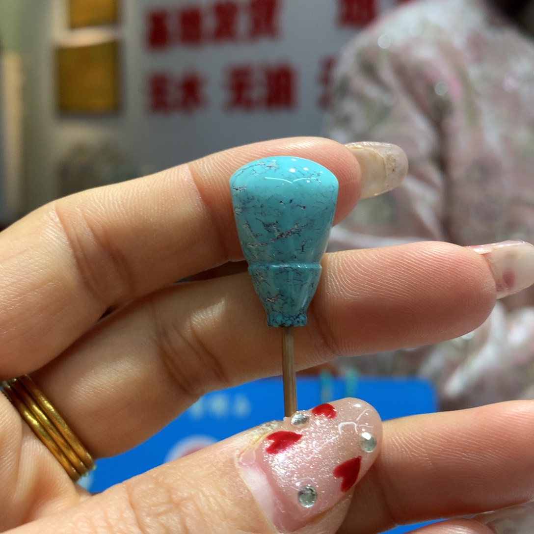 绿松石配饰未镶嵌