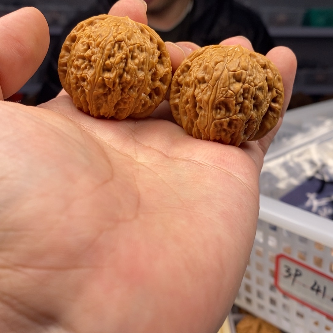 把件文玩核桃平谷一代绣球42mm