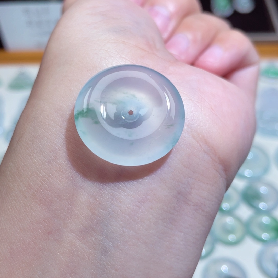 颈饰未镶嵌翡翠扣子