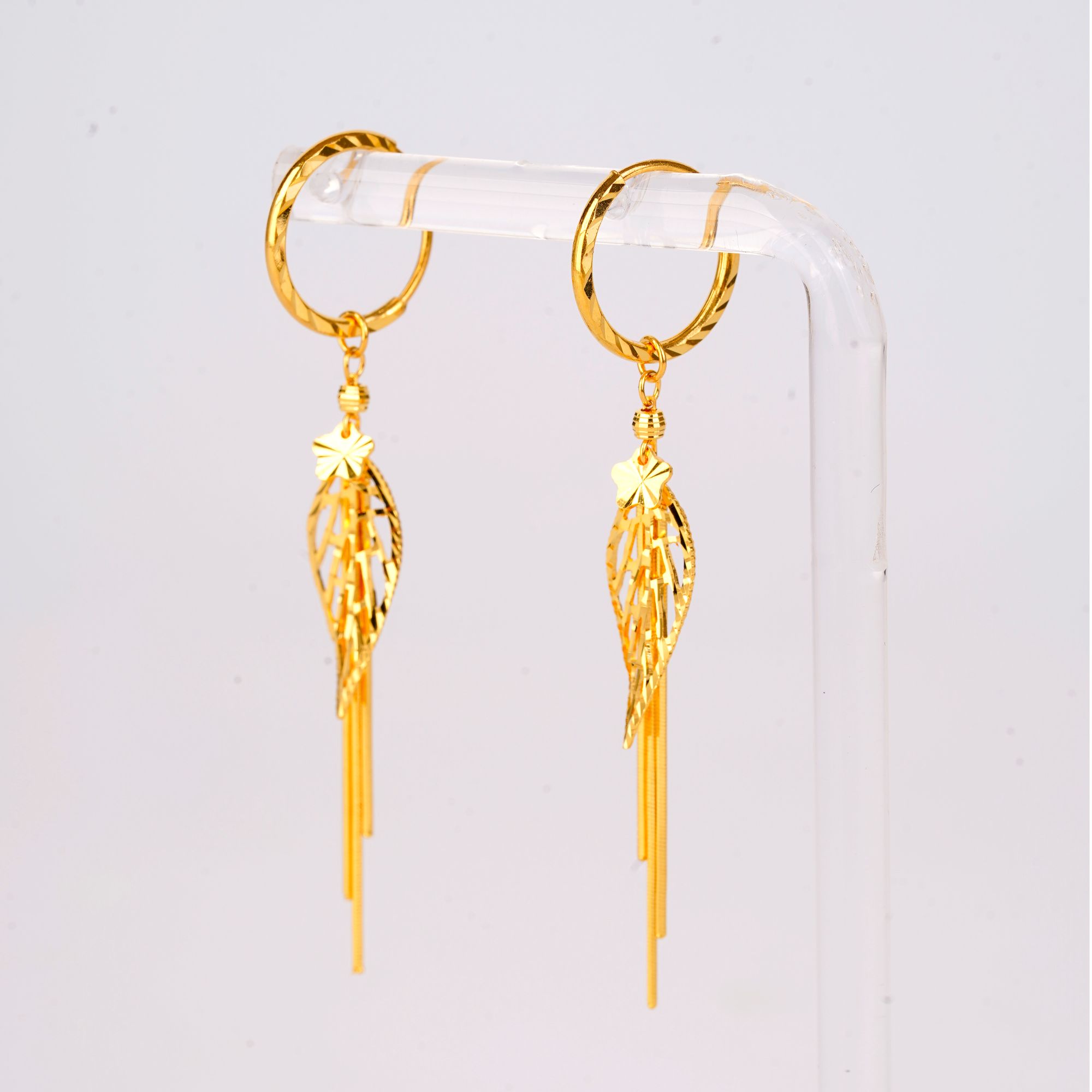 Chow Tai Seng/周大生镂空叶子带蛇骨流苏足金耳圈 3.68g 179号