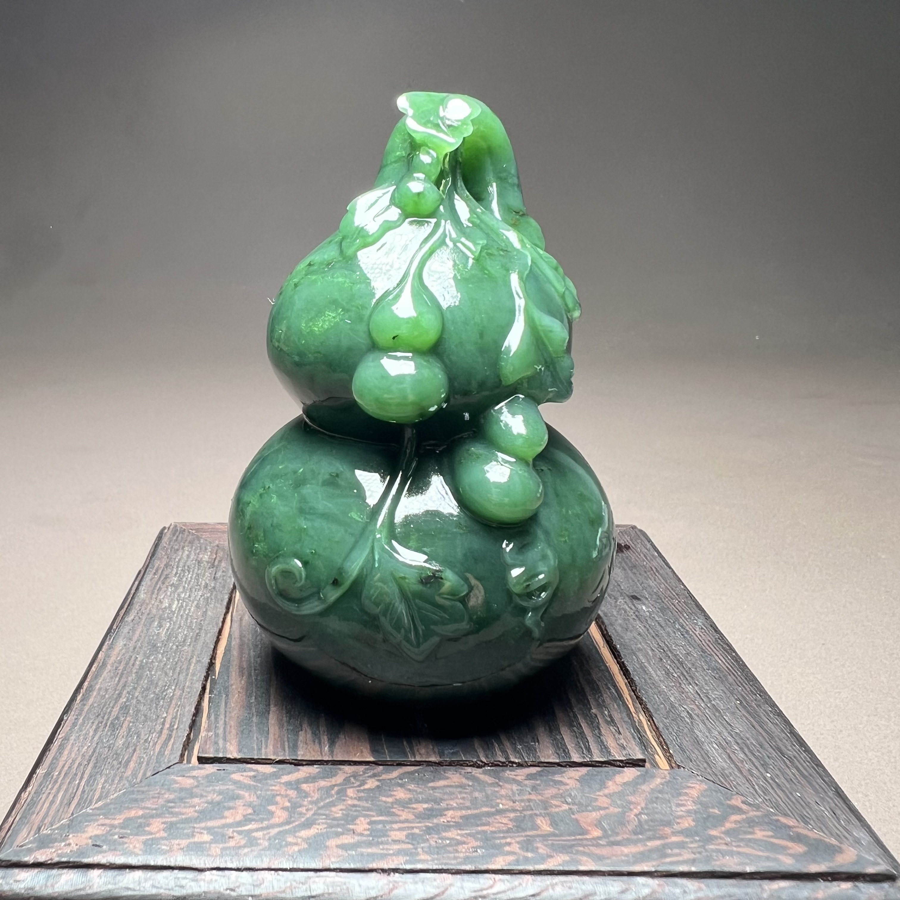 F440海川拍卖和田玉摆件