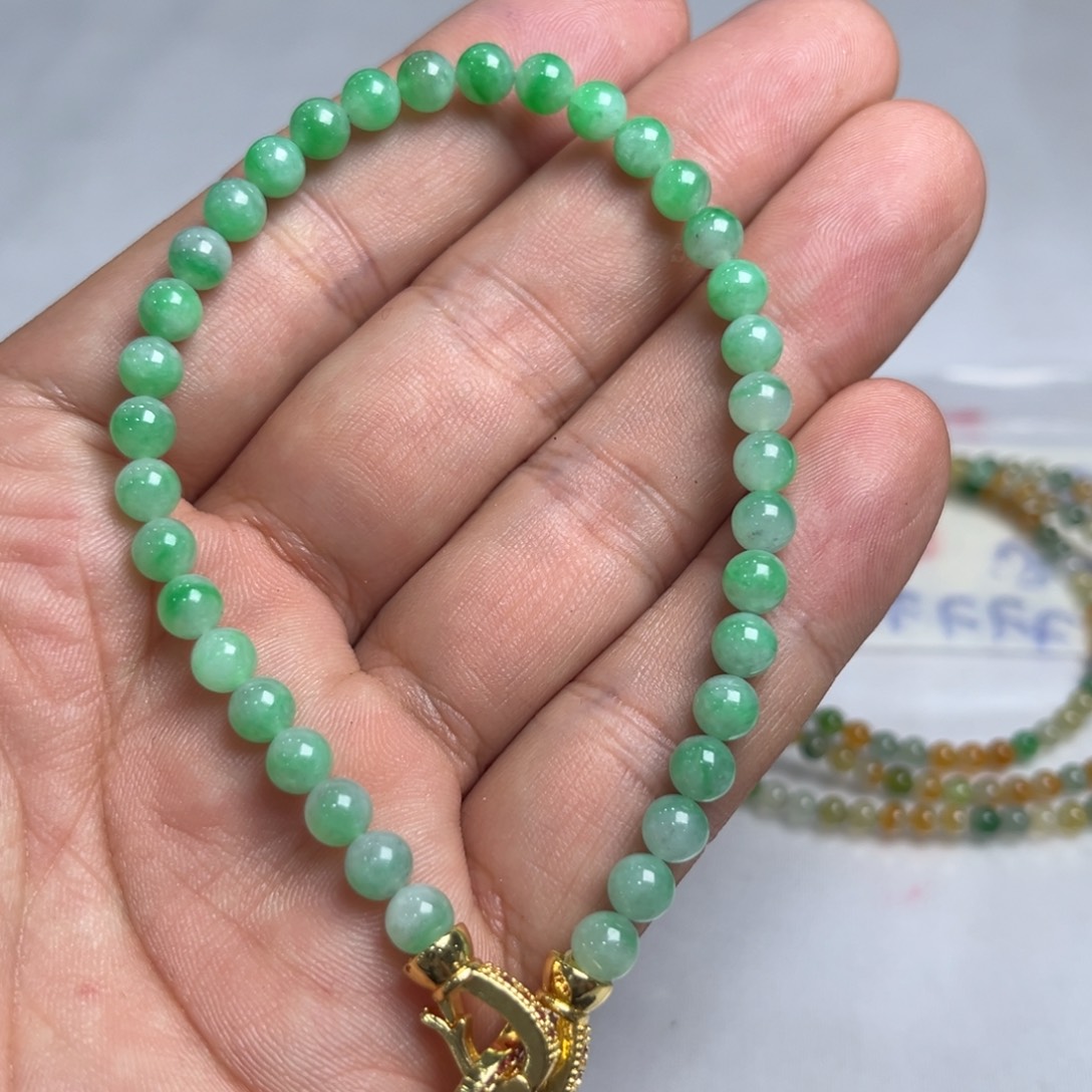 定制翡翠未镶嵌翡翠手串