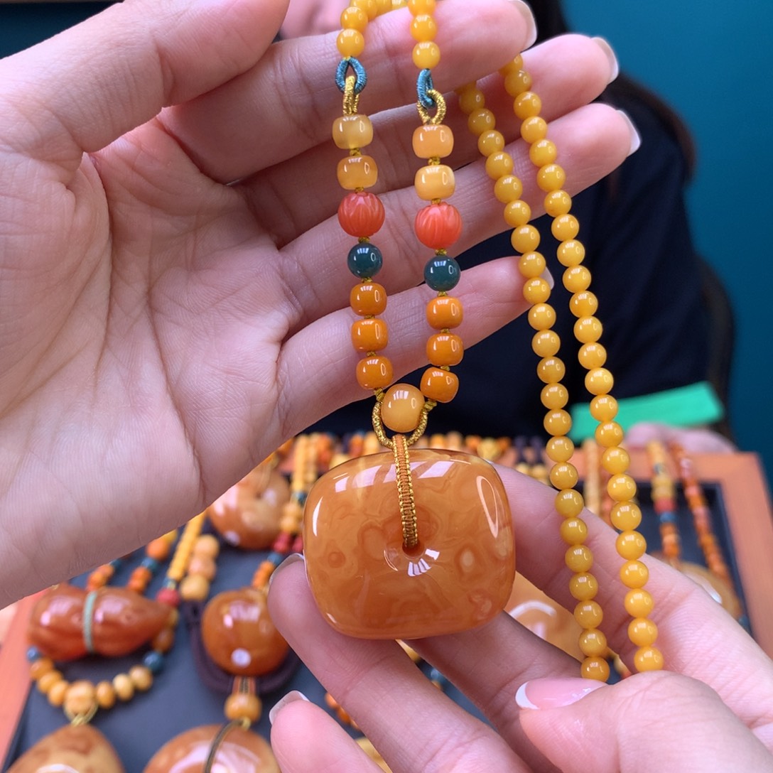 蜜蜡未镶嵌颈饰天然