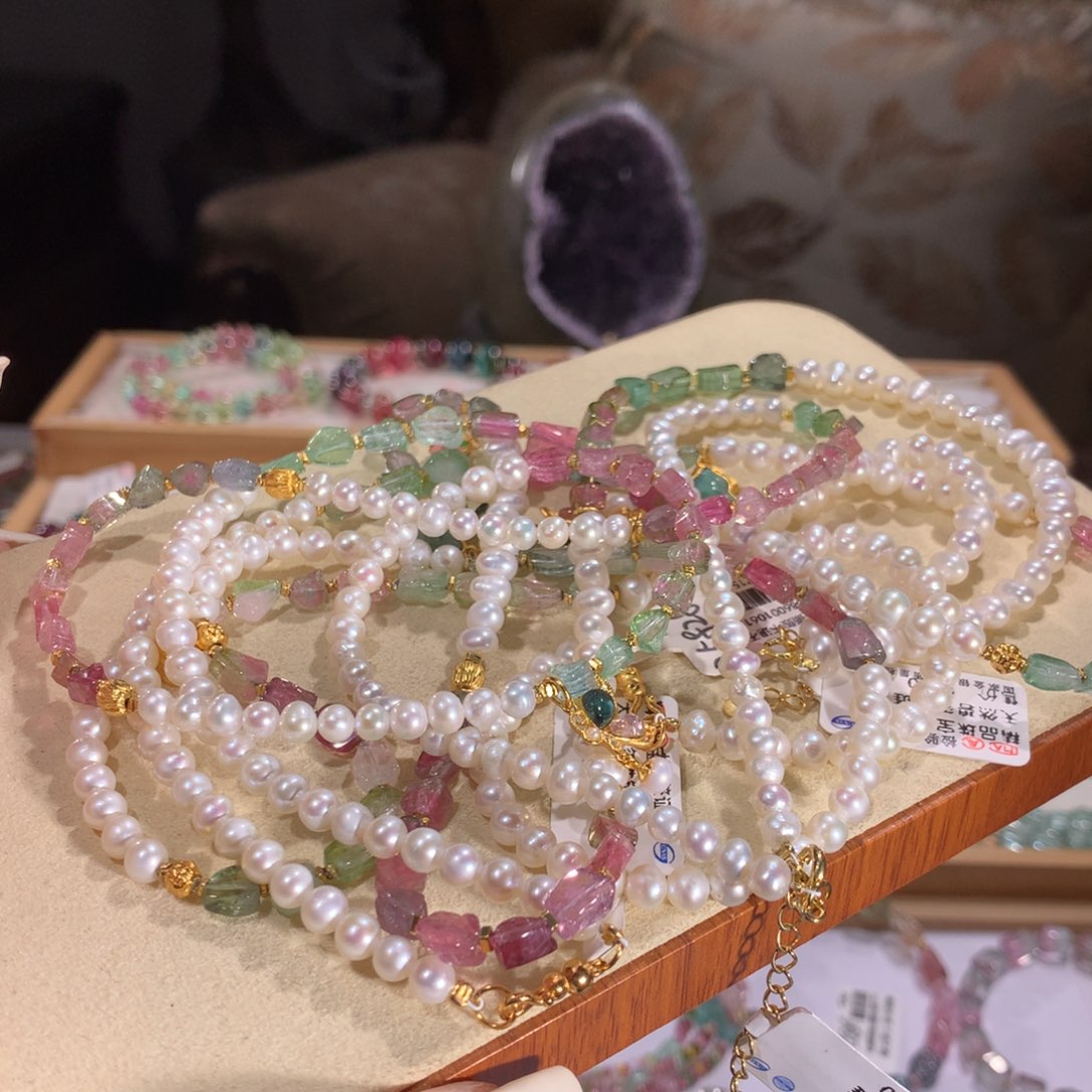 碧玺多样性发货一件未镶嵌