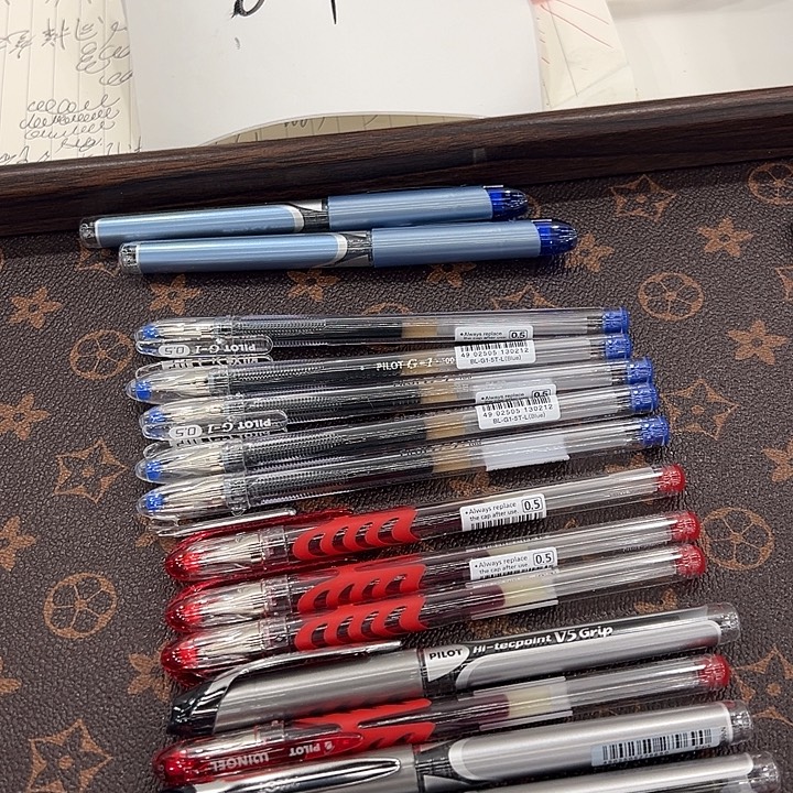 8011号中性笔套餐小马