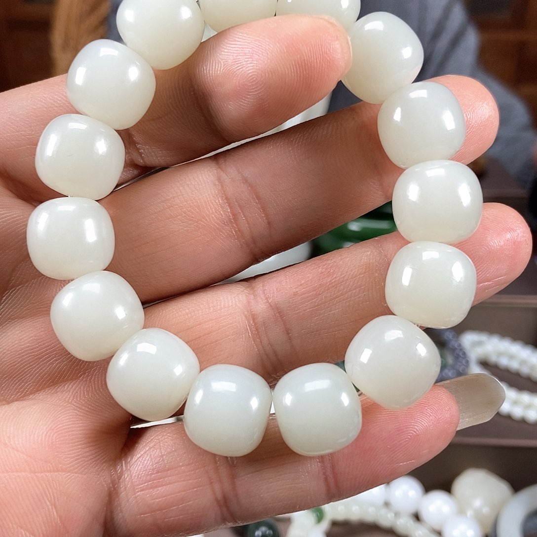 和田玉手链未镶嵌