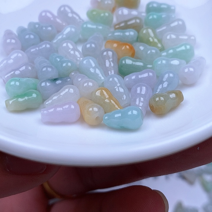 翡翠散珠翡翠翡翠卡5.5 X9.2。30颗45