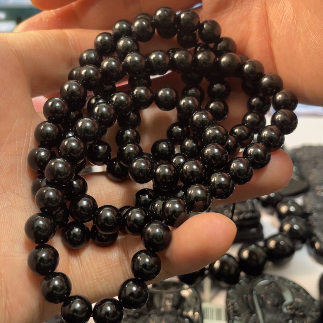 翡翠吊坠(不含链)未镶嵌卡8左右