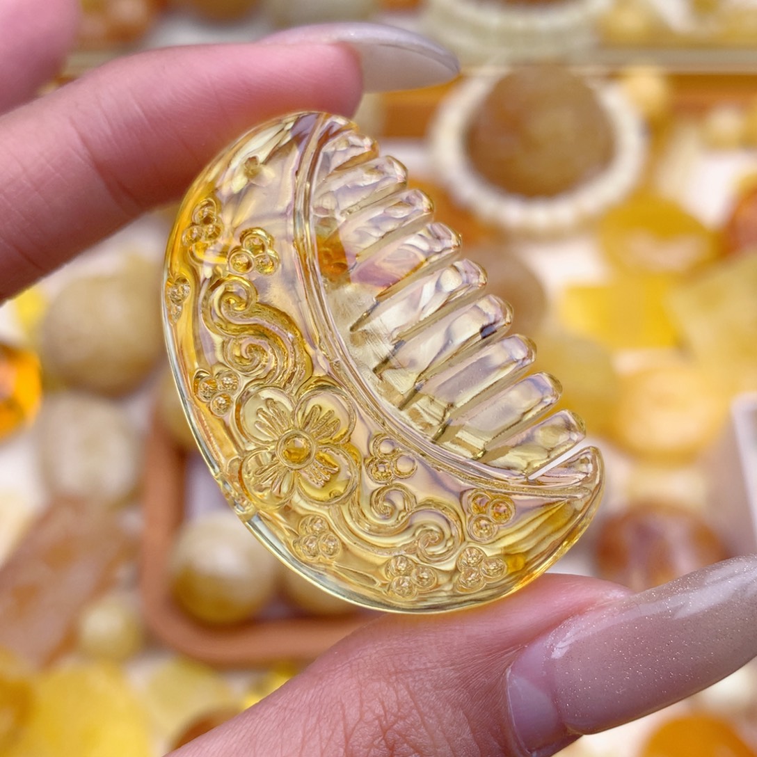 琥珀未镶嵌珠宝奇石