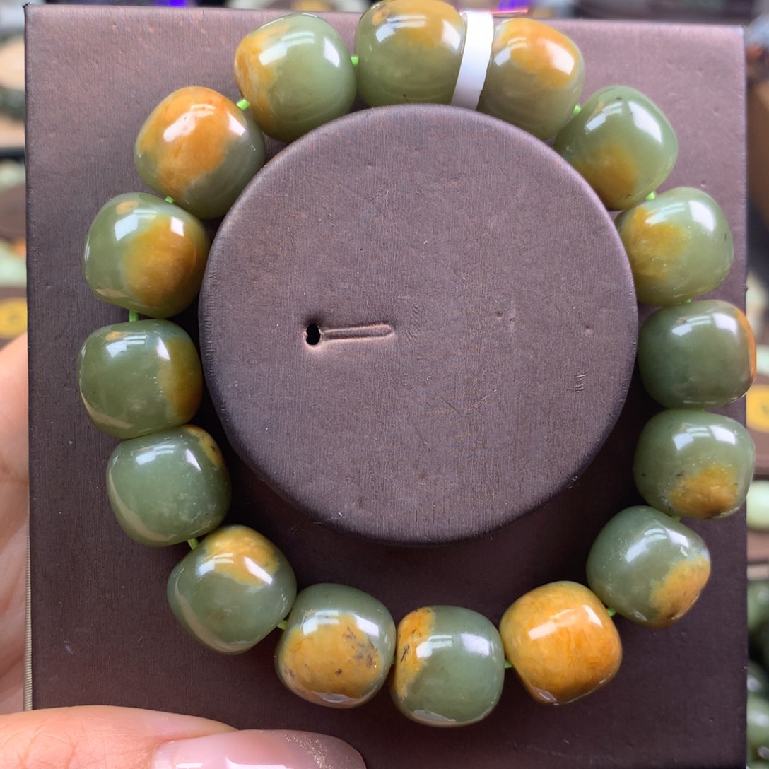 和田玉手链未镶嵌