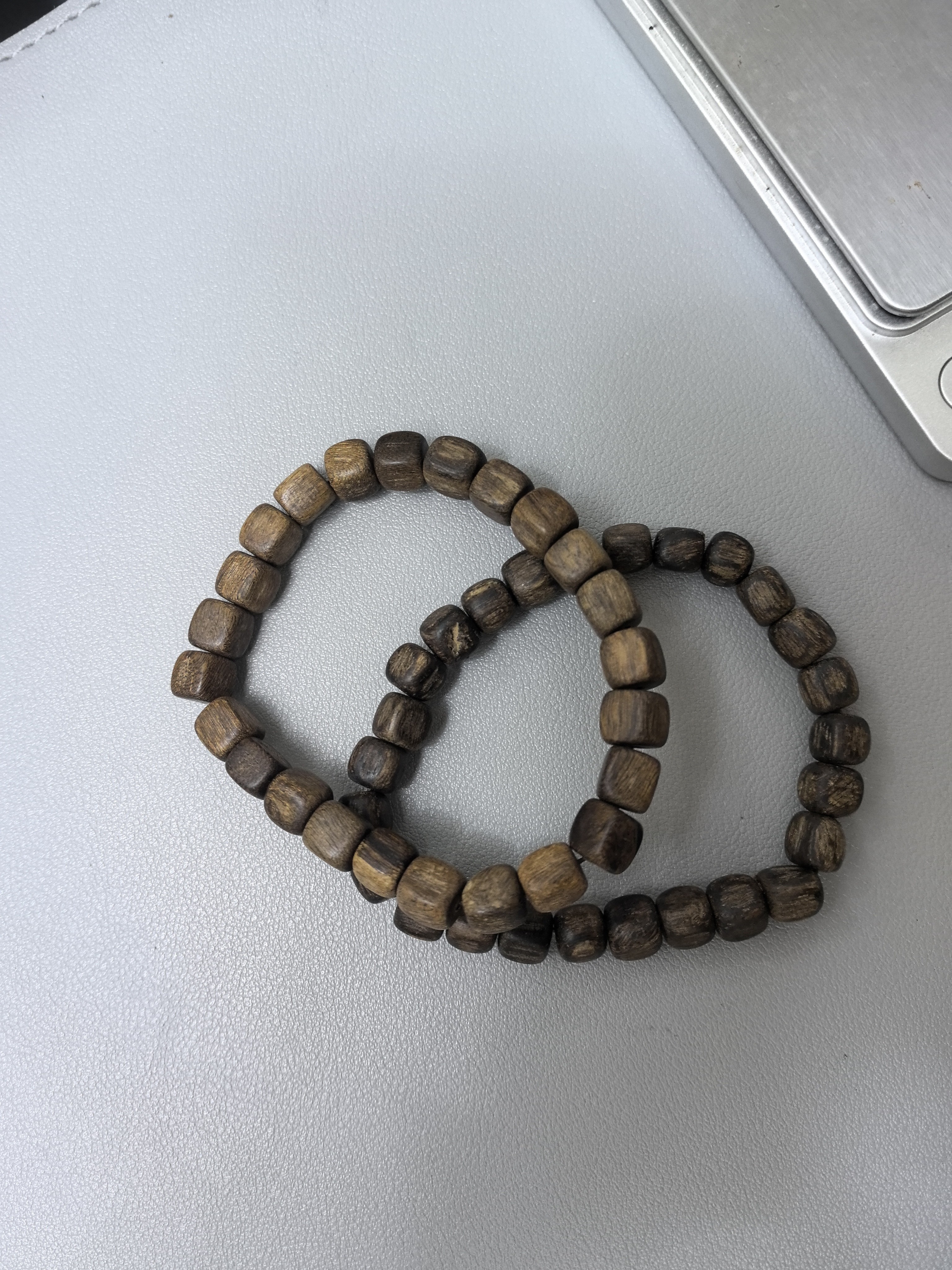 加里曼丹东沉香四方珠手串