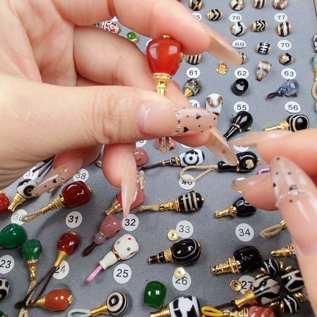 玛瑙/玉髓未镶嵌饰品