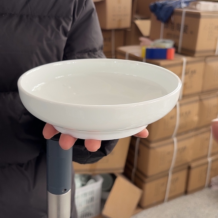 瓷片玉泥白色7英寸清风深盘1个，包邮