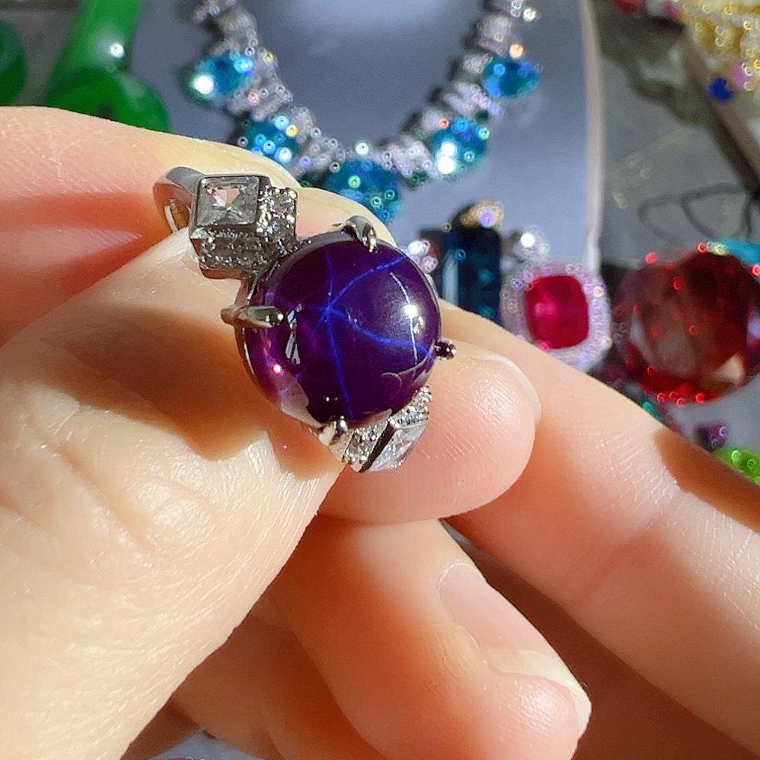 花岗石钨合金红色蓝色吊坠