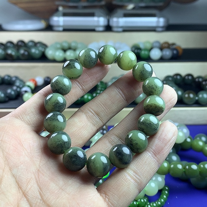 和田玉手串未镶嵌