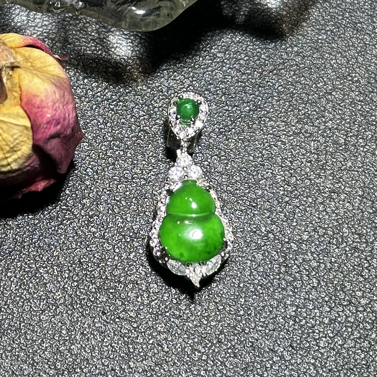 S925银冰绿葫芦吊坠天然翡翠